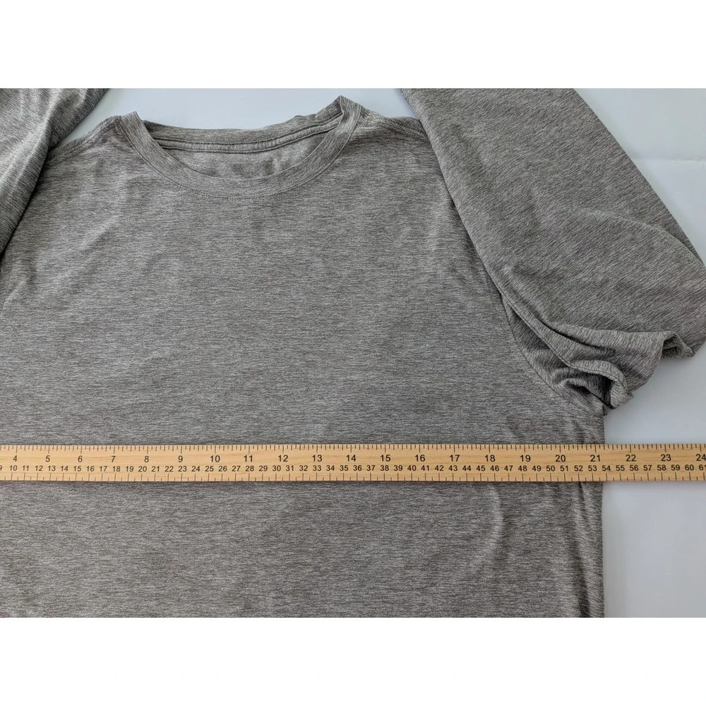 Vuori Strato Tech Tee V178 Mens L‎ Heather Gray Long Sleeve Performance Shirt